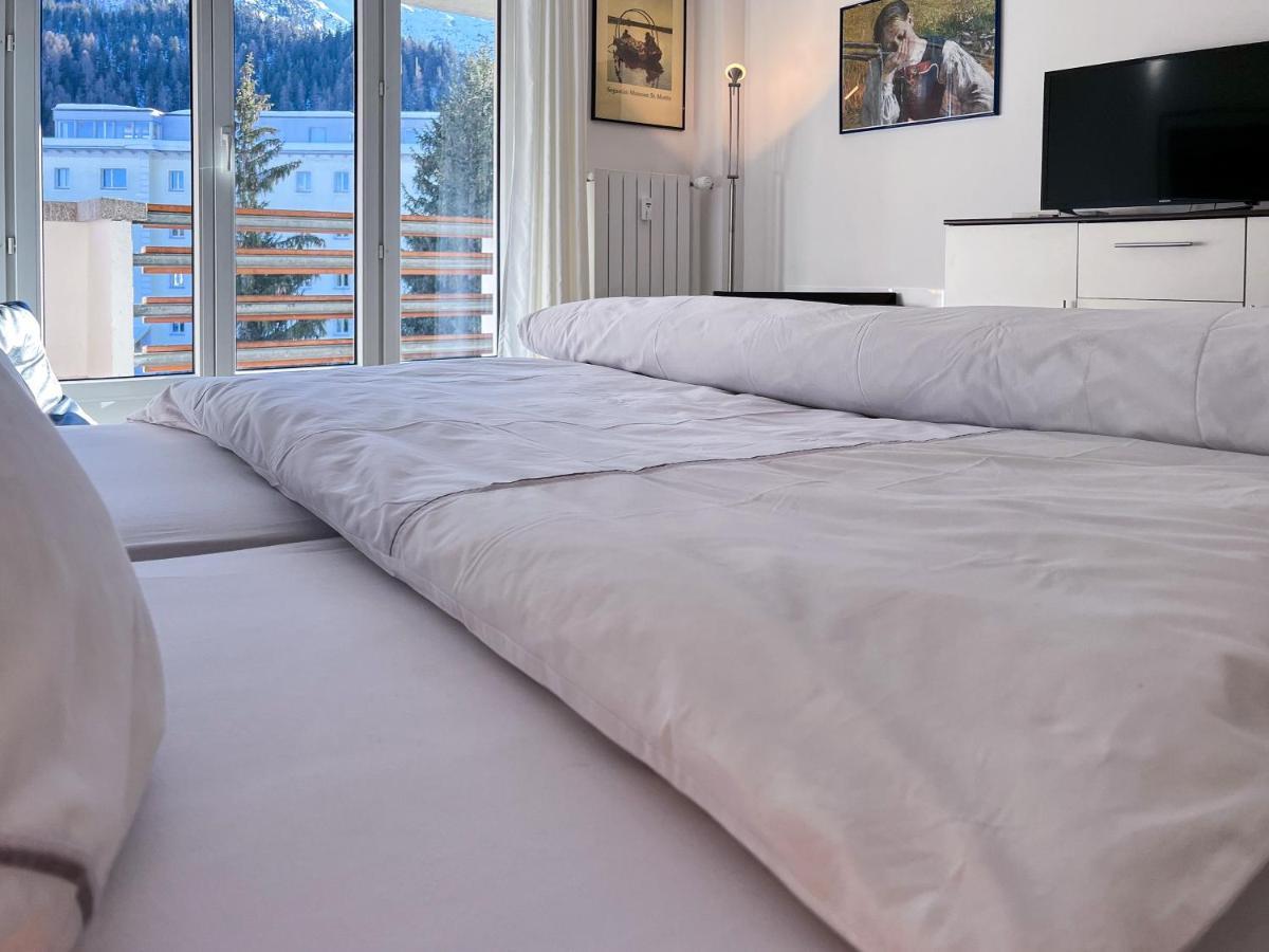 Designer Kueche - Suedbalkon - Tg-Stellplatz - Wlan Daire Saint-Moritz Dış mekan fotoğraf